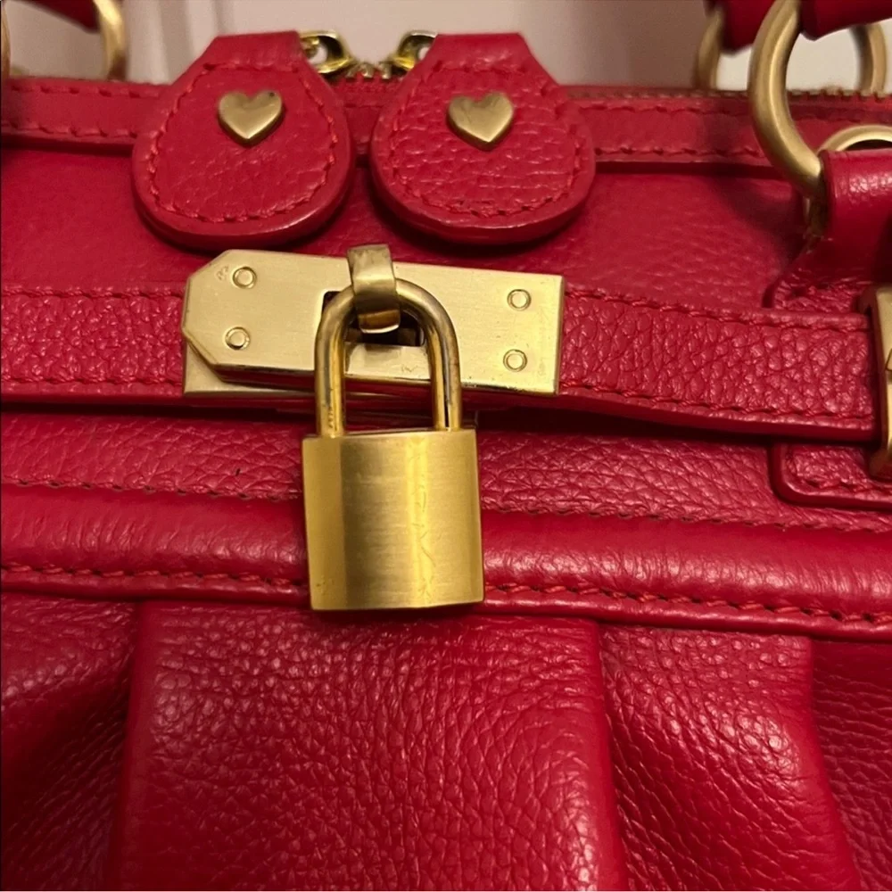 Samantha Thavasa Red Leather Handbag